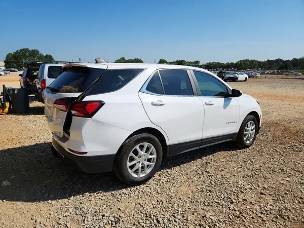 3GNAXKEV4NL104783 — 2022 Chevrolet Equinox, фото 3 с аукциона Copart, Задняя часть