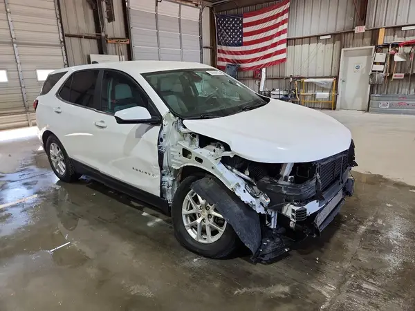 3GNAXKEV0NL141703 — 2022 Chevrolet Equinox, фото 4 с аукциона Copart, Передняя часть