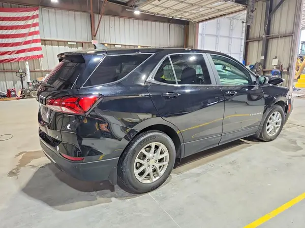 3GNAXKEV1NL233516 — 2022 Chevrolet Equinox, фото 3 с аукциона Copart, Передняя часть