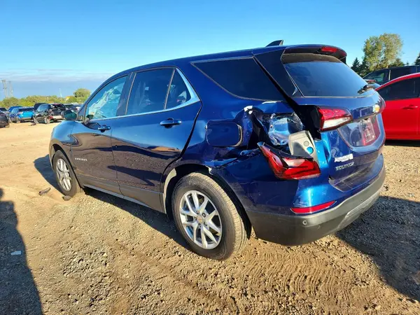 3GNAXKEV8NL191099 — 2022 Chevrolet Equinox, фото 2 с аукциона Copart, Задняя часть