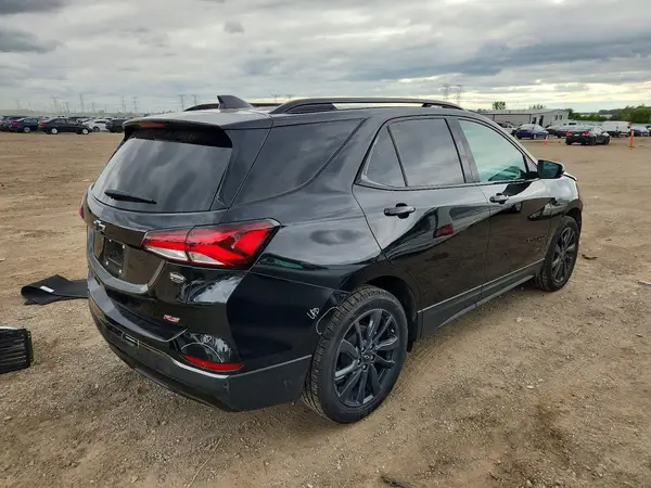2GNAXMEV5N6132592 — 2022 Chevrolet Equinox, фото 3 с аукциона Copart, Передняя часть