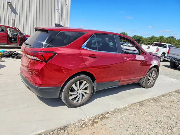 3GNAXKEG7PL267853 — 2023 Chevrolet Equinox, фото 3 с аукциона Copart, Передняя часть