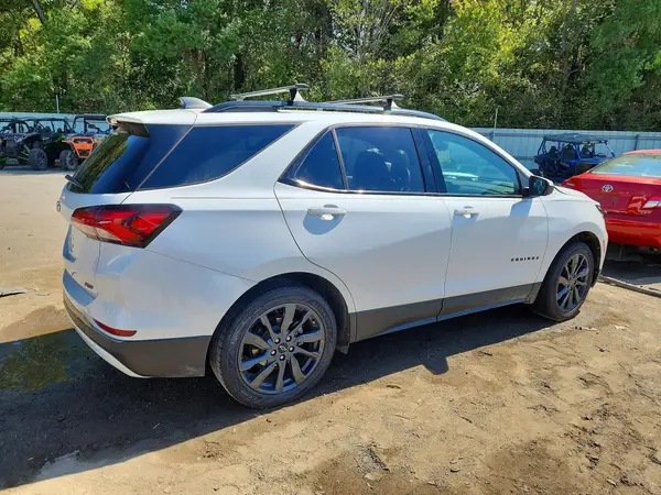 3GNAXMEG8PS124833 — 2023 Chevrolet Equinox, фото 3 с аукциона Copart, Передняя часть