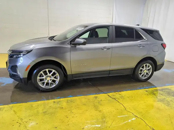 3GNAXTEG0PL270096 — 2023 Chevrolet Equinox, Мелкие вмятины и царапины (Minor Dent/Scratches), фото до ремонта