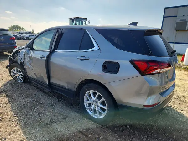 3GNAXUEGXRL239821 — 2024 Chevrolet Equinox, фото 2 с аукциона Copart, Передняя часть