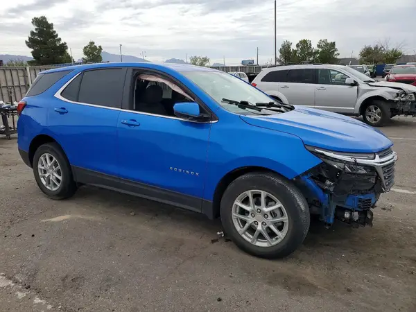 3GNAXKEG7RL138983 — 2024 Chevrolet Equinox, фото 4 с аукциона Copart, Передняя часть