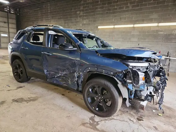 3GNAXPEG1SL286291 — 2025 Chevrolet Equinox, фото 4 с аукциона Copart 05.10.2026, Повреждения со всех сторон