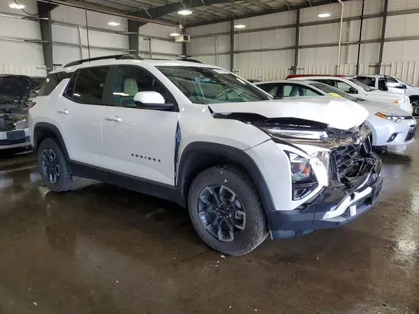 3GNAXSEG6SL219429 — 2025 Chevrolet Equinox, фото 4 с аукциона Copart, Передняя часть