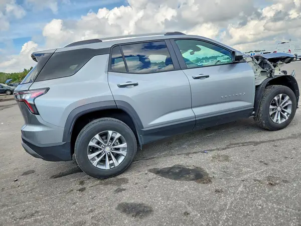 3GNAXHEGXSL153731 — 2025 Chevrolet Equinox, фото 3 с аукциона Copart 28.09.2026, Передняя часть