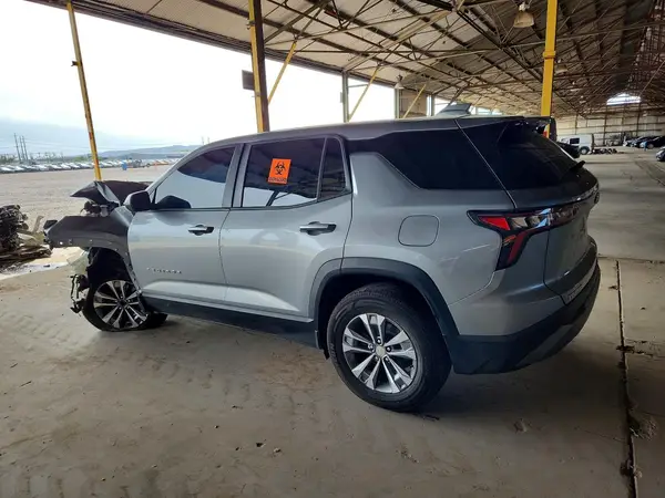 3GNAXHEG3SL307311 — 2025 Chevrolet Equinox, фото 2 с аукциона Copart, Передняя часть