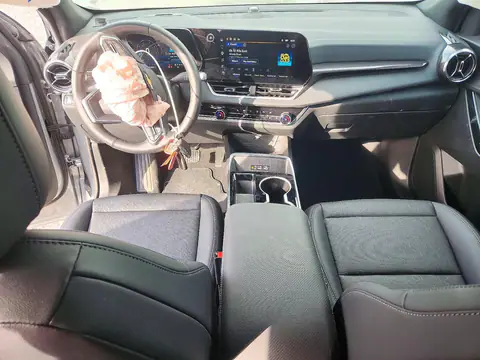 3GNAXPEG4SL264267 — 2025 Chevrolet Equinox, Передняя часть, фото до ремонта