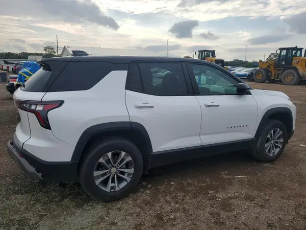 3GNAXPEGXTL358901 — 2026 Chevrolet Equinox, фото 3 с аукциона Copart, Задняя часть