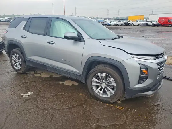 3GNAXHEG3TL101794 — 2026 Chevrolet Equinox, фото 4 с аукциона Copart, Передняя часть