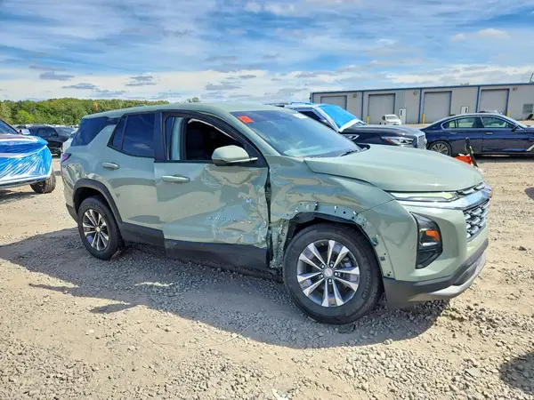 3GNAXPEG8TL337996 — 2026 Chevrolet Equinox, фото 4 с аукциона Copart 30.09.2026, Боковая часть