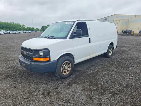 1GCSGAFXXD1162555 — 2013 Chevrolet Express G1500, Естественный износ (Normal Wear), фото до ремонта