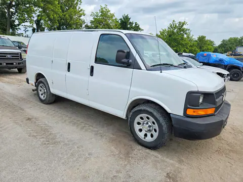 2013 CHEVROLET EXPRESS G1500 VIN 1GCSGAFX5D1104322 фото 4