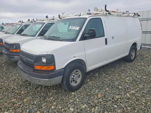 1GCWGFCB9E1119690 — 2014 Chevrolet Express G2500, Мелкие вмятины и царапины (Minor Dent/Scratches), фото до ремонта