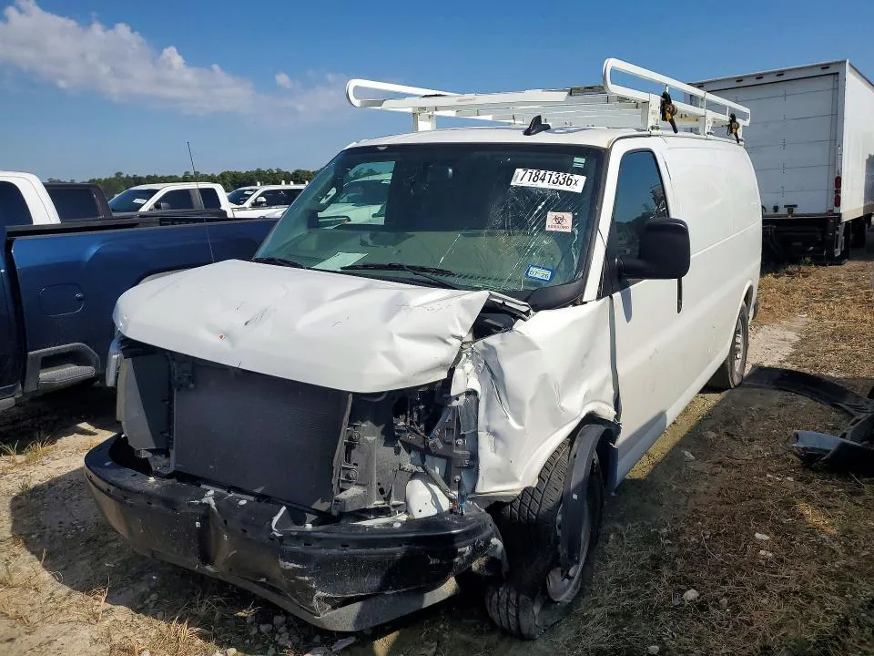 2024 CHEVROLET EXPRESS G2500 VIN 1GCWGAFP9R1139017 фото 1