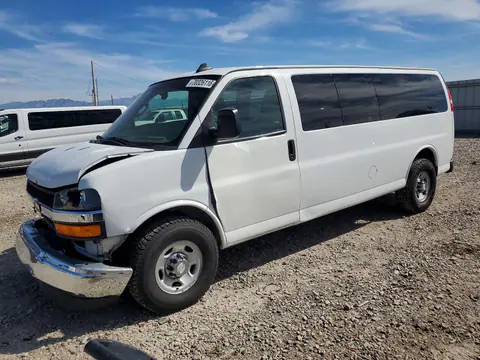 2017 CHEVROLET EXPRESS G3500 VIN 1GAZGPFG3H1160663 фото 1