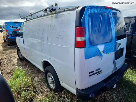 2011 Chevrolet Express G2500 VIN 1GCWGFCA7B1187425 фото 2
