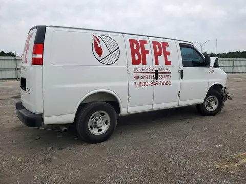 2025 Chevrolet Express G3500 VIN 1GCZGGF7XS1125763 фото 3