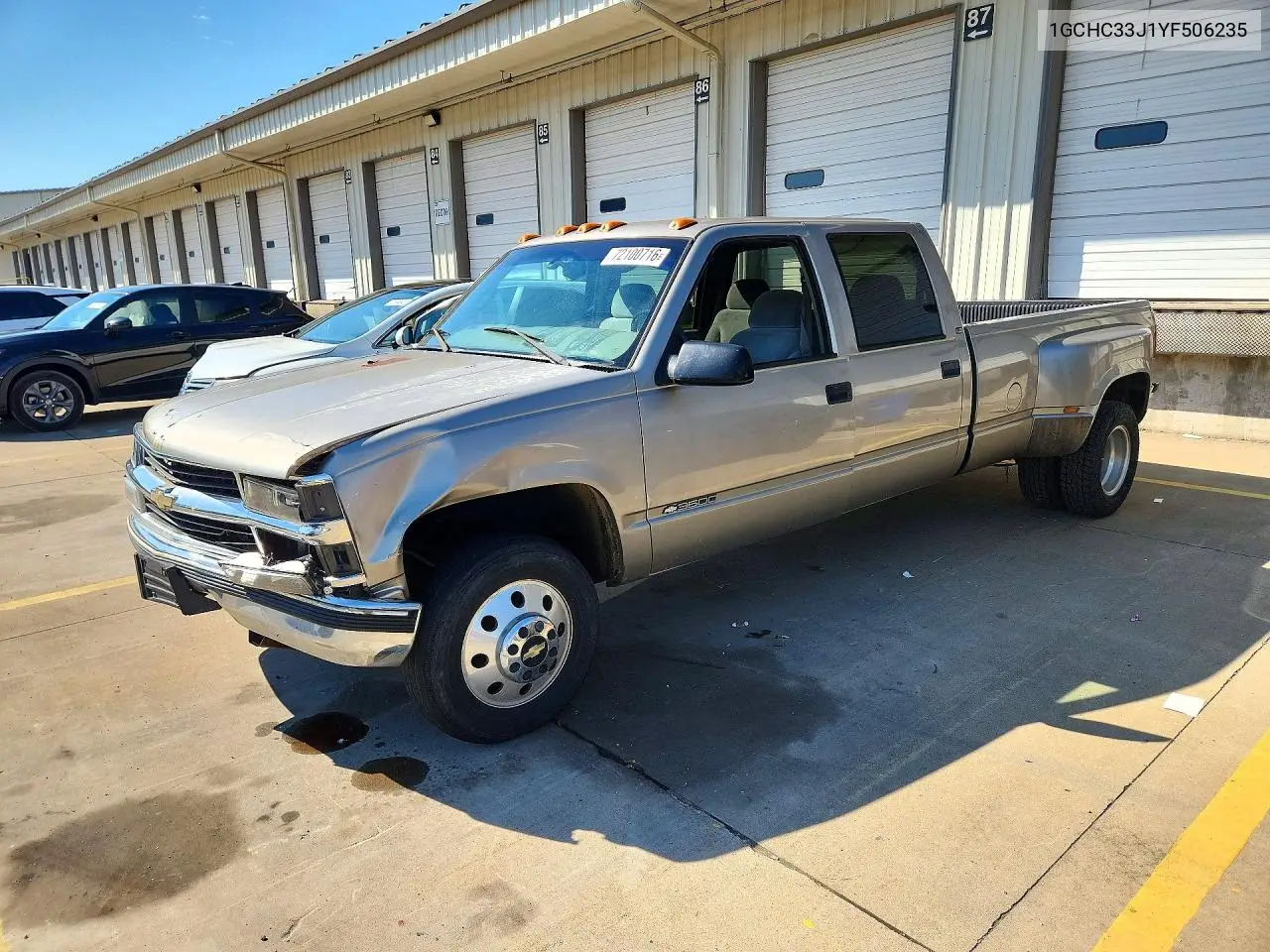 2000 Chevrolet Gmt-400 C3500 VIN 1GCHC33J1YF506235 фото 1