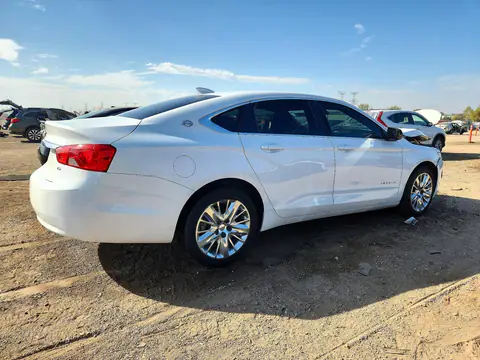 1G11X5SL2FU132692 — 2015 Chevrolet Impala, фото 3 с аукциона Copart, Передняя часть