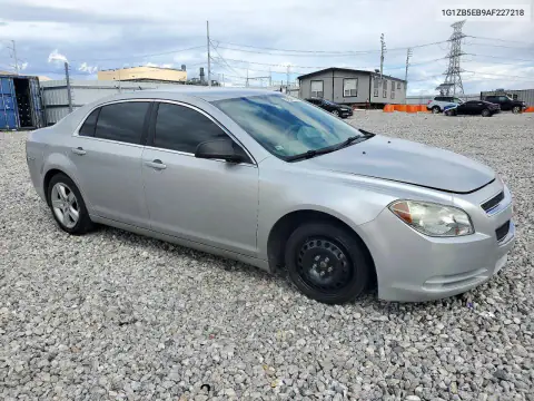 1G1ZB5EB9AF227218 — 2010 Chevrolet Malibu, фото 4 с аукциона Copart, Передняя часть