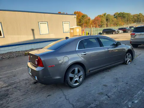 1G1ZC5E06CF200170 — 2012 Chevrolet Malibu, фото 3 с аукциона Copart 21.10.2026, Механические повреждения
