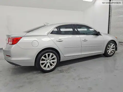 1G11D5SL2FF315670 — 2015 Chevrolet Malibu, фото 3 с аукциона Copart 15.10.2026, Механические повреждения