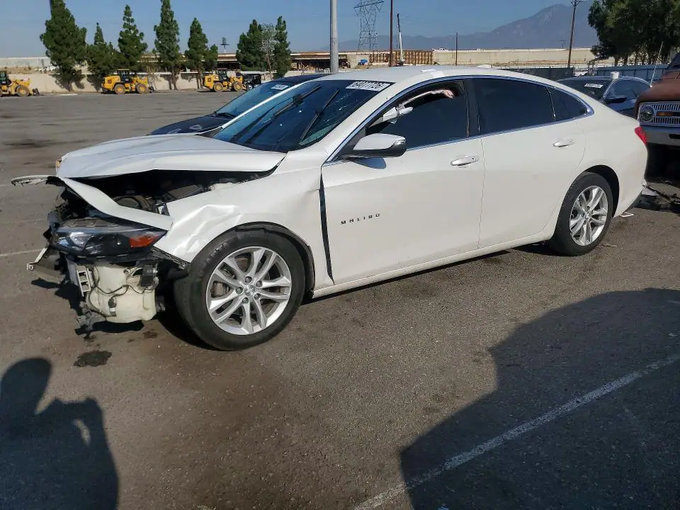 2016 Chevrolet Malibu VIN 1G1ZE5ST4GF246014 фото 1