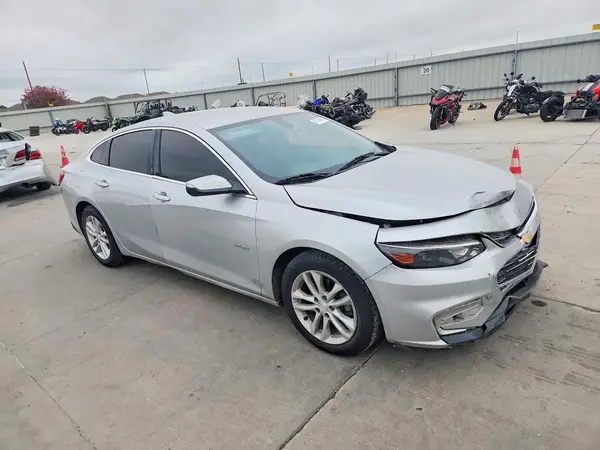 1G1ZE5ST6GF298650 — 2016 Chevrolet Malibu, фото 4 с аукциона Copart 01.10.2026, Передняя часть
