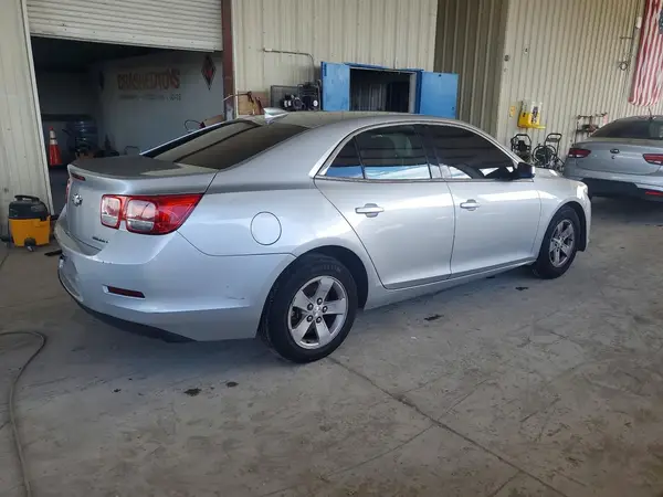 1G11C5SA9GF157380 — 2016 Chevrolet Malibu, фото 3 с аукциона Copart 07.10.2026, Мелкие вмятины и царапины