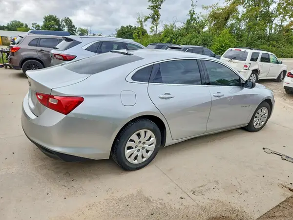 1G1ZA5ST4GF205670 — 2016 Chevrolet Malibu, фото 3 с аукциона Copart 30.09.2026, Передняя часть
