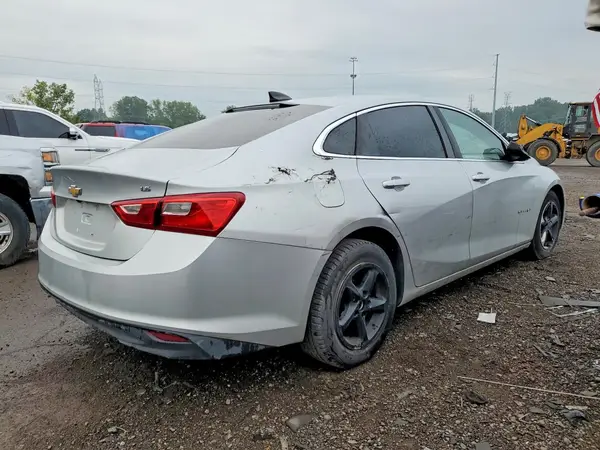1G1ZB5STXGF340374 — 2016 Chevrolet Malibu, фото 3 с аукциона Copart 14.10.2026, Передняя часть