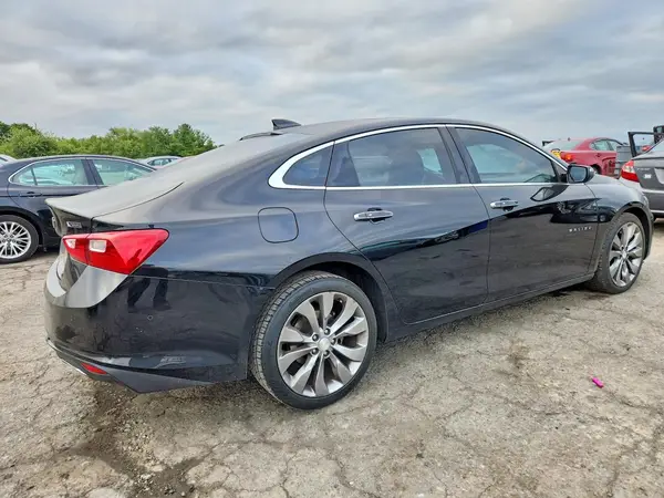 1G1ZH5SX2GF292998 — 2016 Chevrolet Malibu, фото 3 с аукциона Copart, Мелкие вмятины и царапины