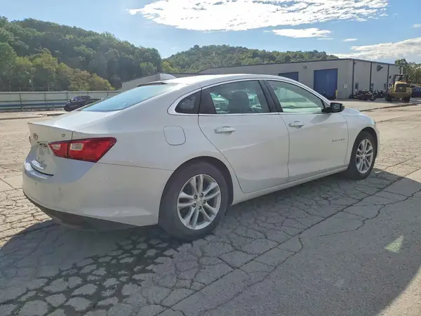 1G1ZE5ST3GF325304 — 2016 Chevrolet Malibu, фото 3 с аукциона Copart 08.10.2026, Боковая часть