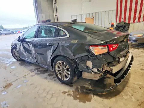 2016 CHEVROLET MALIBU VIN 1G1ZE5ST3GF317610 фото 2