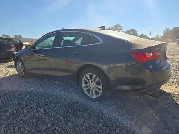 1G1ZE5ST8GF257940 — 2016 Chevrolet Malibu, фото 2 с аукциона Copart 15.10.2026, Мелкие вмятины и царапины
