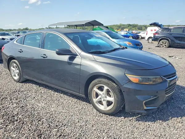 1G1ZC5ST4HF176554 — 2017 Chevrolet Malibu, фото 4 с аукциона Copart 13.10.2026, Боковая часть