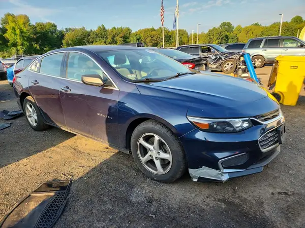 1G1ZB5ST6HF290624 — 2017 Chevrolet Malibu, фото 4 с аукциона Copart 01.10.2026, Пожар