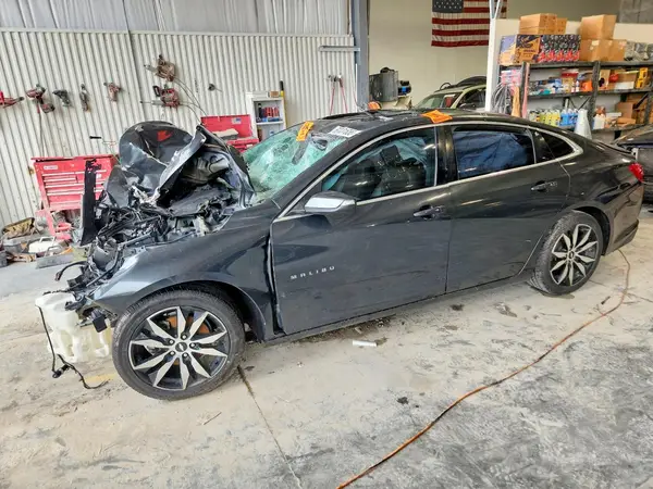 1G1ZE5ST0HF158062 — 2017 Chevrolet Malibu, Передняя часть (Front End), фото до ремонта