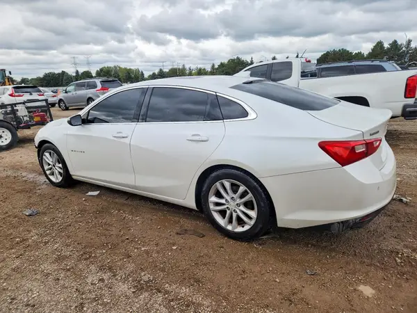 1G1ZJ5SU4HF125599 — 2017 Chevrolet Malibu, фото 2 с аукциона Copart 13.10.2026, Передняя часть