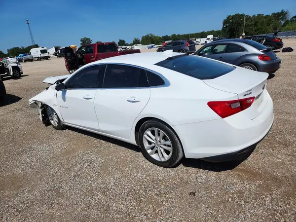 1G1ZJ5SU8HF273691 — 2017 Chevrolet Malibu, фото 2 с аукциона Copart, Передняя часть