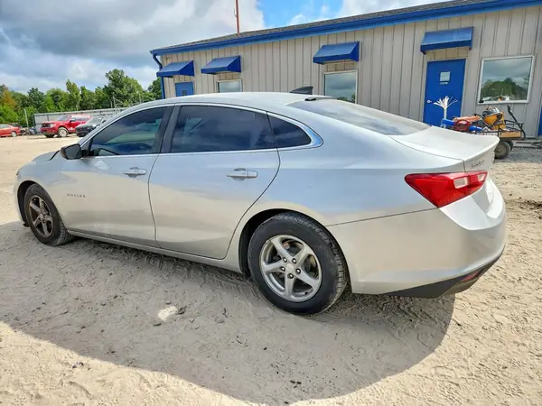1G1ZB5ST7HF249869 — 2017 Chevrolet Malibu, фото 2 с аукциона Copart, Передняя часть