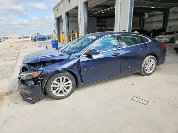 1G1ZE5ST3HF137870 — 2017 Chevrolet Malibu, Передняя часть (Front End), фото до ремонта