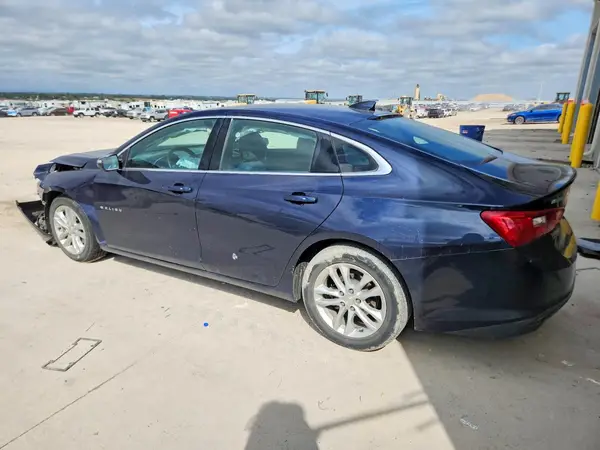 1G1ZE5ST3HF137870 — 2017 Chevrolet Malibu, фото 2 с аукциона Copart 13.10.2026, Передняя часть