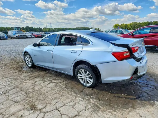 1G1ZE5ST9HF231509 — 2017 Chevrolet Malibu, фото 2 с аукциона Copart 08.10.2026, Боковая часть