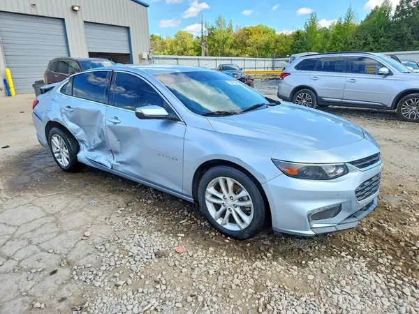 1G1ZE5ST9HF231509 — 2017 Chevrolet Malibu, фото 4 с аукциона Copart 08.10.2026, Боковая часть