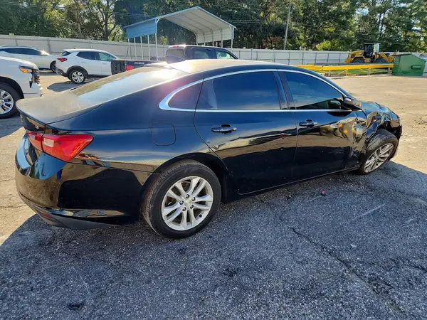 1G1ZE5ST6HF133201 — 2017 Chevrolet Malibu, фото 3 с аукциона Copart, Боковая часть